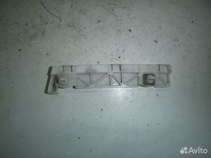 Направляющая заднего бампера левая peugeot 4007 20