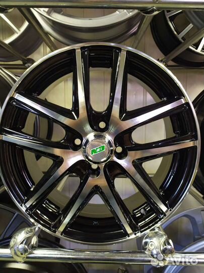 Диски R15 4х100 et46 d54,1 N2O Y4925 Новые