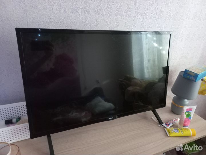Телевизор на запчасти