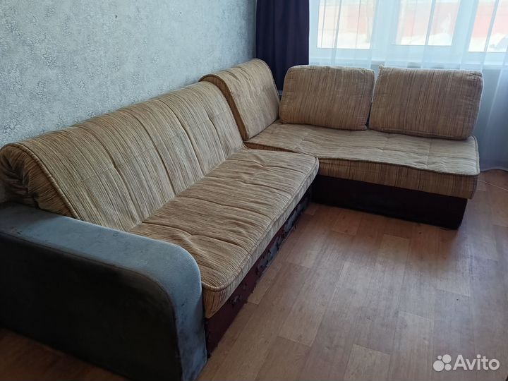 Угловой диван