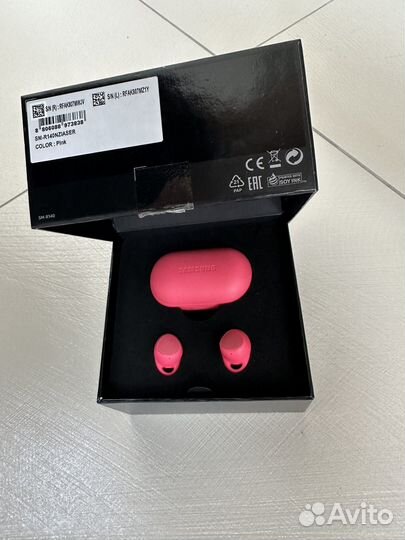 Беспроводные наушники samsung gear iconx