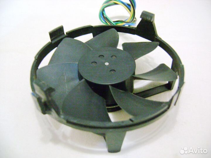 Кулер Б/уintel (755), контакт 4pin и90мм