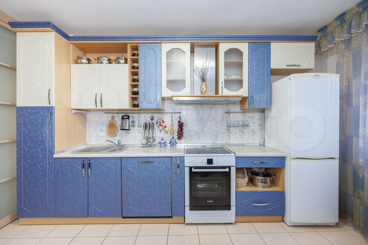 2-к. квартира, 75,7 м², 8/10 эт.