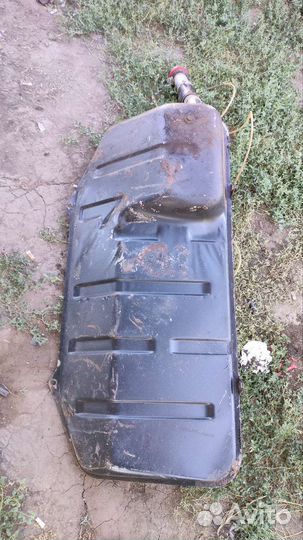 Бензобак нива 2121