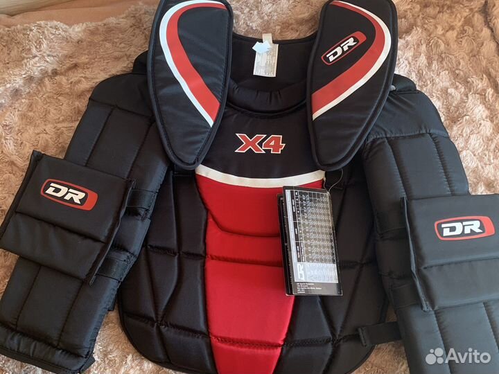 Вратарский нагрудник jr l