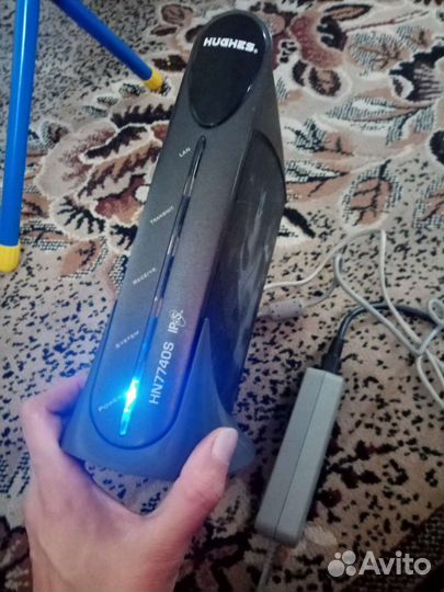 Спутниковый модем HN7740S и Блок питания YM-2061A