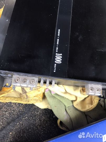 Сабвуфер jbl 1000