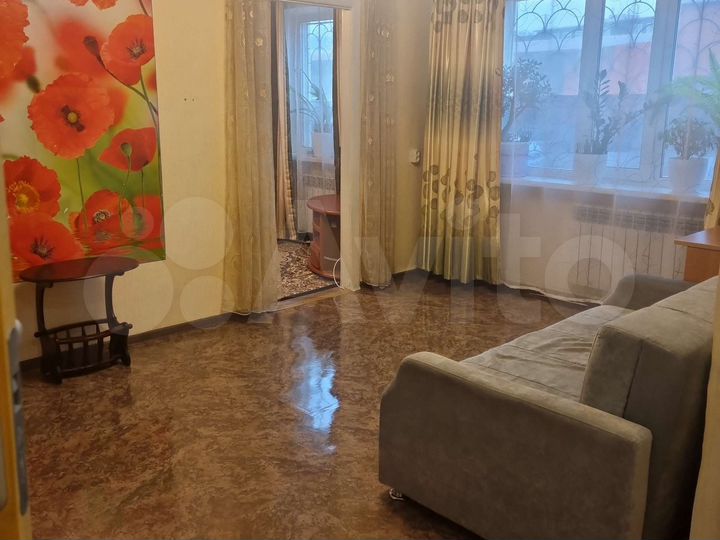 2-к. квартира, 45 м², 1/5 эт.