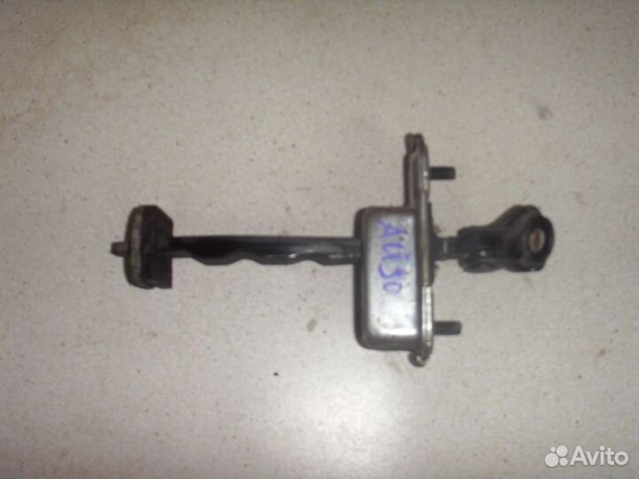 Ограничитель двери 793902L000 Hyundai i30 (GD)