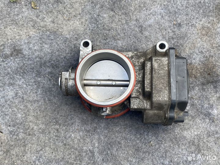 Дросельная заслонка Renault Scenic 1