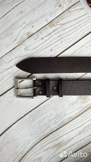 Мужской кожаный ремень ручной работы