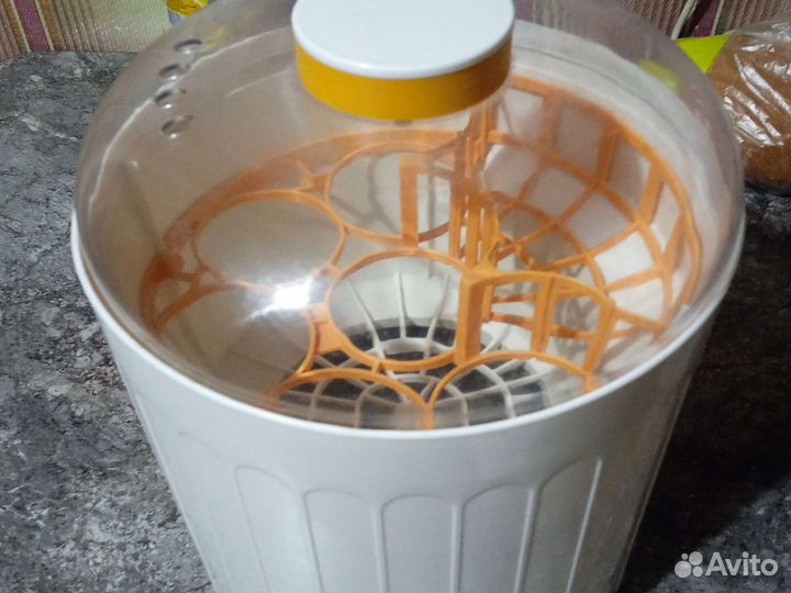 Электрический стерилизатор для бутылочек