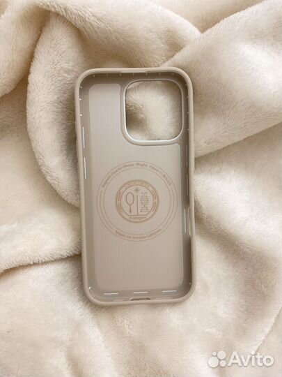 Чехол на iPhone 16 pro Snow peak