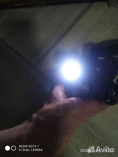 Налобный фонарь