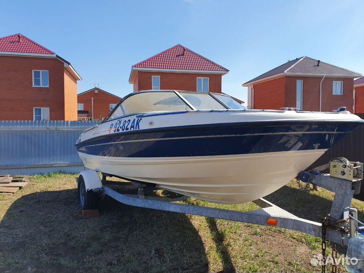 Катер Bayliner