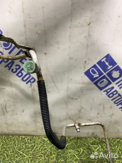 Трубка кондиционера Chevrolet Lacetti седан 1.4