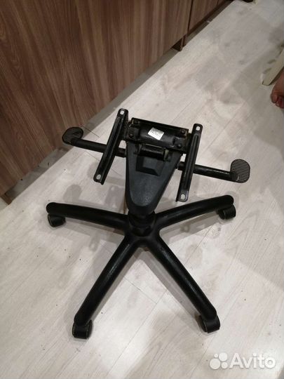 Механизм качания с крестовиной Италия