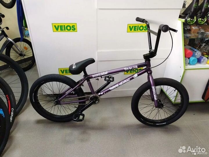 Трюковой велосипед BMX