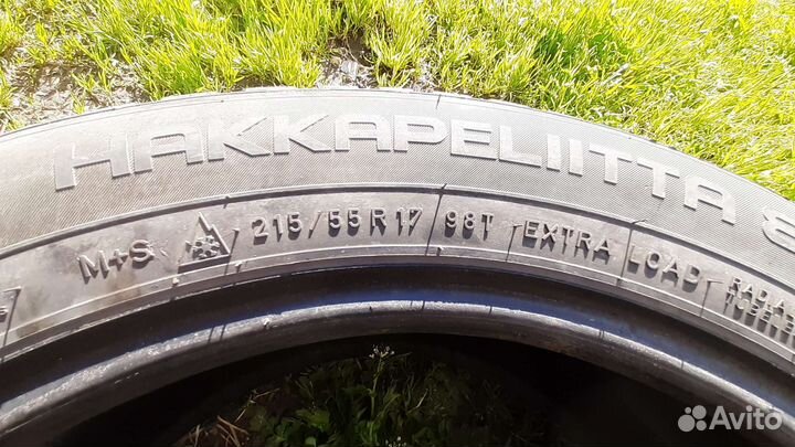 Nokian Tyres Hakkapeliitta 8 215/55 R17 98T