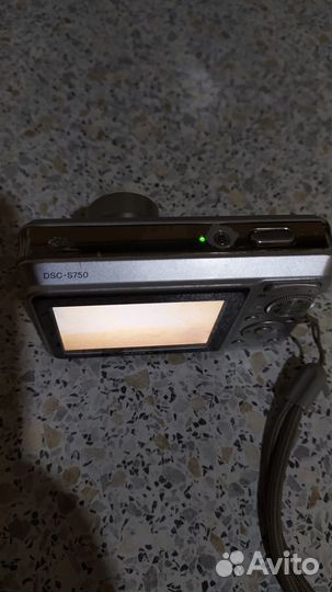 Фотоаппарат Sony DSC-S750