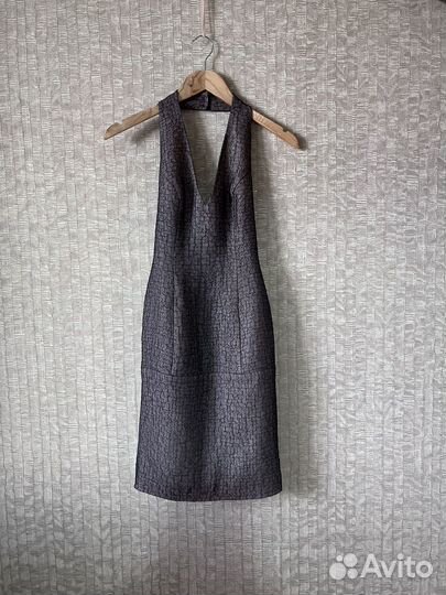 Платье шелк с открытой спиной