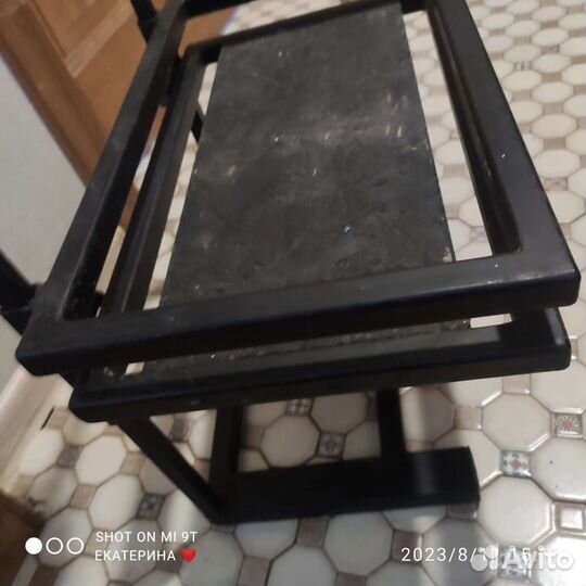 Подставка для мисок/стойка