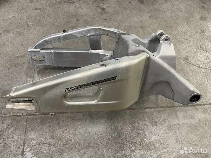 Маятник Honda CBR 600 RR PC37 06