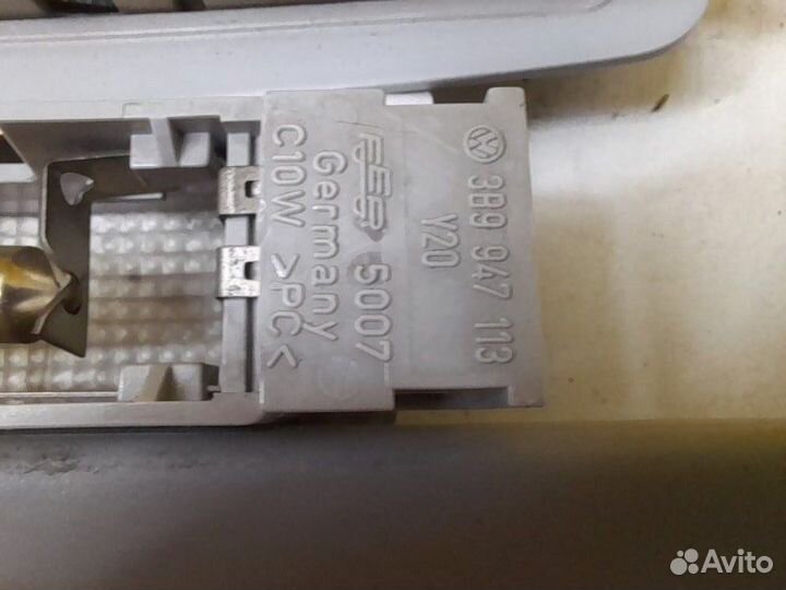 Плафон Volkswagen Passat B5 универсал 1.8 ADR 1997