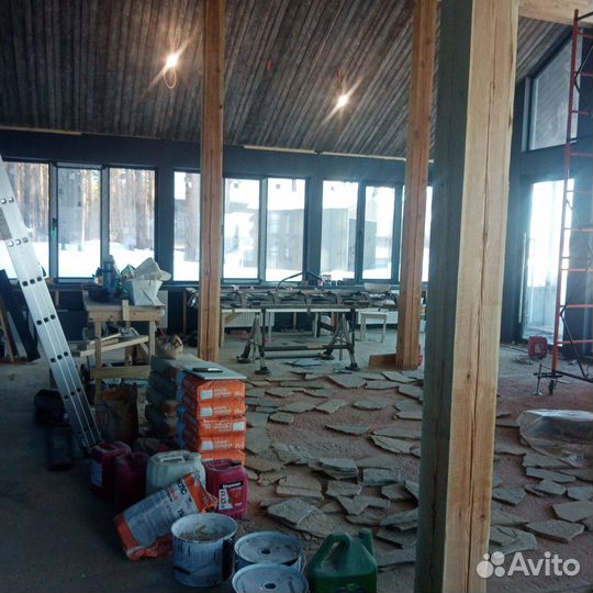 Бригада строителей