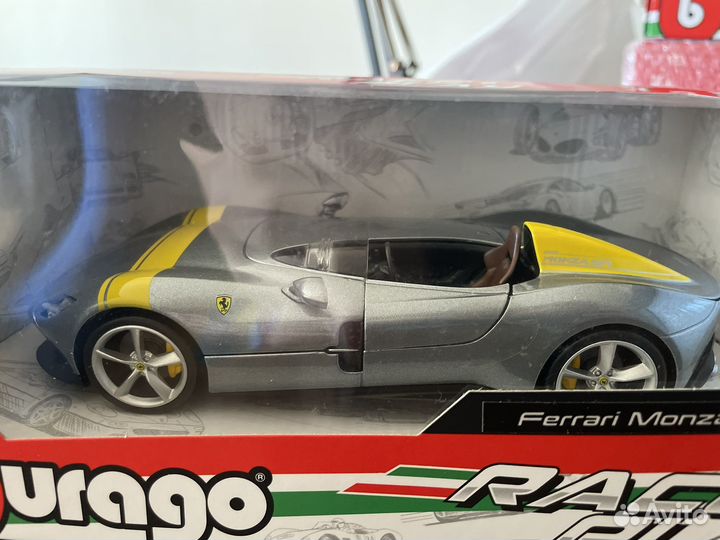 Коллекционная машинка Ferrari Monza SP1 1/24