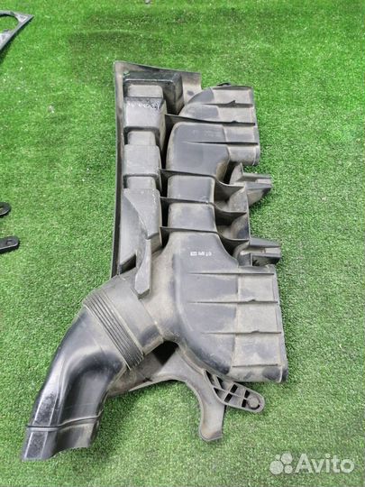 Воздухозаборник Bmw X3 E83 M54B30 2005