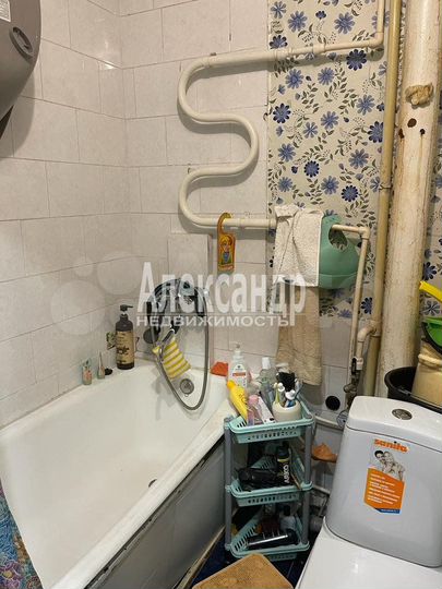 2-к. квартира, 42 м², 1/5 эт.