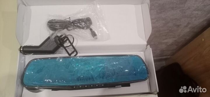 Зеркало с видеорегистратором