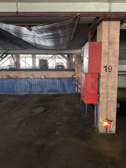 Машиноместо, 12 м²