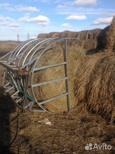 Кормушка под сено