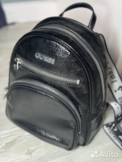 Рюкзак guess