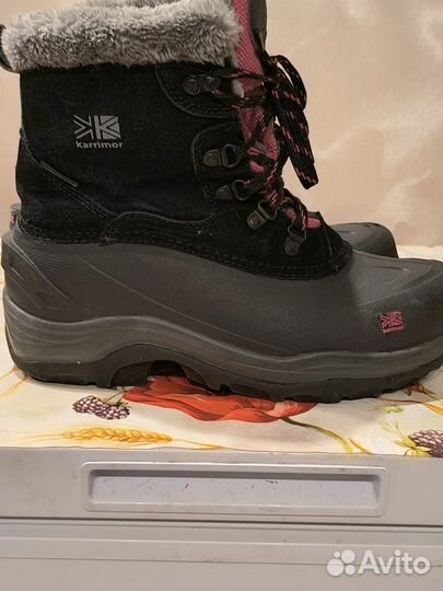 Женские ботинки лягушки