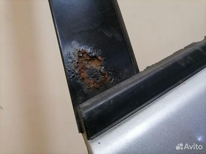 Дверь задняя левая Mitsubishi Galant 1997-2003