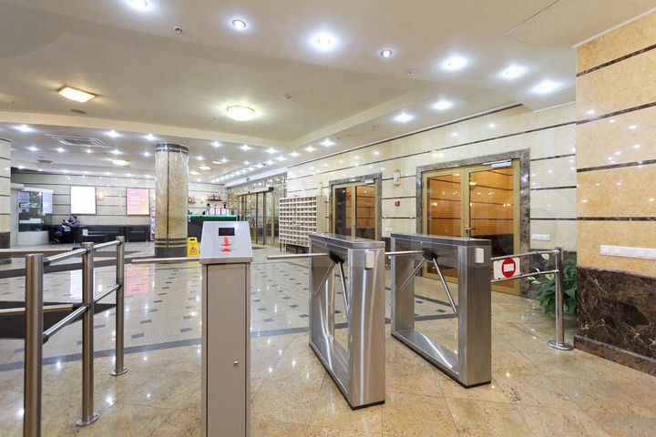 Сдам офисное помещение, 196 м²