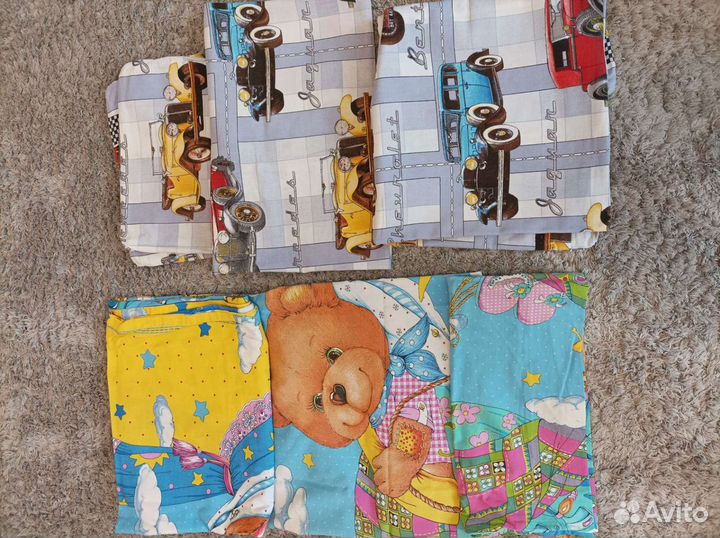 Бортики в кроватку+постельное бельё+балдахин