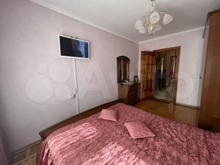 2-к. квартира, 59 м², 2/12 эт.