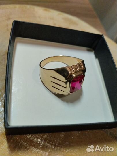 Печатка золотая (перстень),21 размер