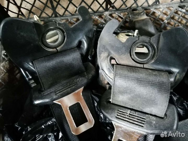 Ремни пасажирские volkswagen golf