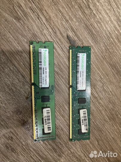 Оперативная память ddr3, две плашки по 4 гб