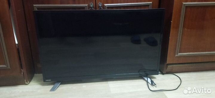 Телевизор Toshiba 32l5865