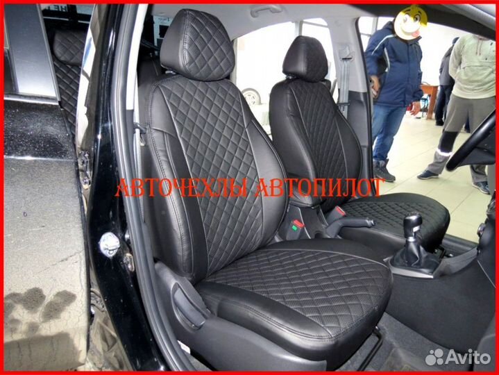 Чехлы Автопилот Suzuki SX4 из экокожи чёрные Ромб