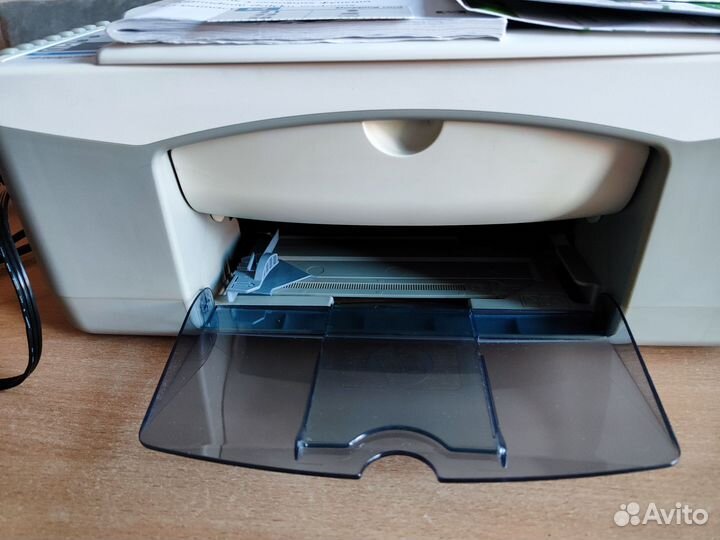 Мфу HP Deskjet F 300 с картриджами