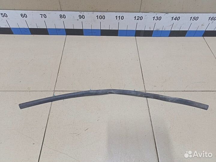 Уплотнитель капота Qashqai (J10) 2006-2014