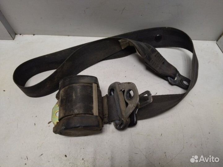 Ремень безопасности Volkswagen Transporter T4