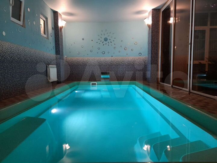 Комната 16 м² в > 9-к., 2/3 эт.